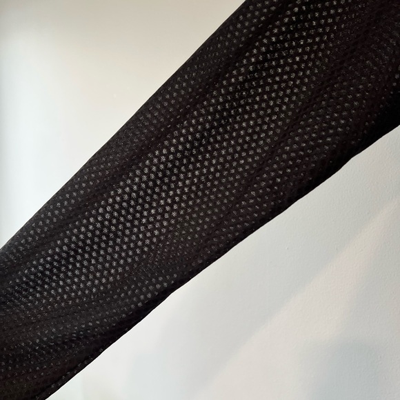 Nike Women’s Dri-FIT Black Performance Hoodie - Picture 2 of 6